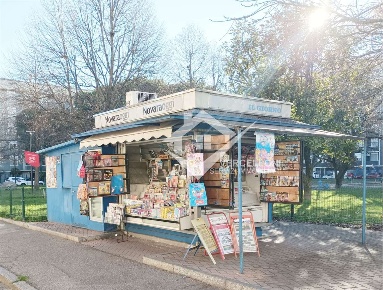 Foto Negozio in Via  Jioli 3, Novara San Paolo di 25 m² con 1 locali