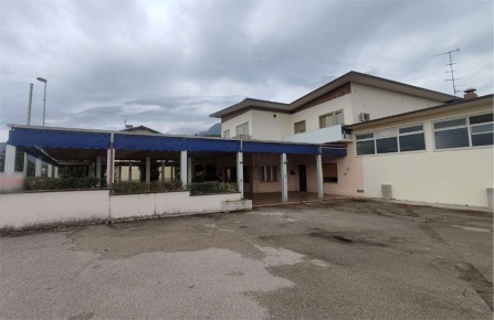 Foto Appartamento in Via Giacomo Matteotti, Osoppo Centro di 251 m²