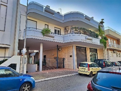 Foto Casa indipendente a Conversano di 102 m² con 4 locali in vendita