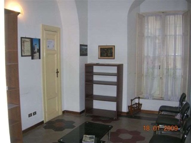 Foto Ufficio in via roma, Carrara Centro di 118 m² con 4 locali in vendita