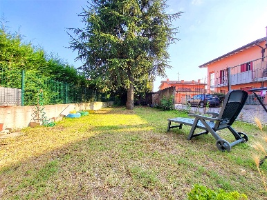 Foto Villa bifamiliare in A. Gramsci 89, Villafranca di Verona di 270 m²