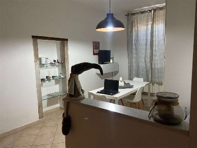 Foto Appartamento in Via Roma, Carrara Centro di 60 m² con 2 locali