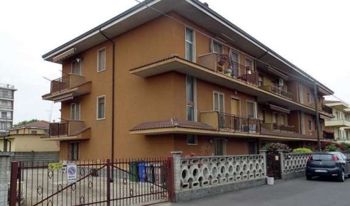 Foto Appartamento in Via Lelio Basso, Mede Centro di 92 m² con 4 locali