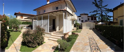 Foto Villa unifamiliare in Via Tremaiola, Pietrasanta di 240 m² in affitto