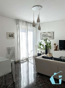 Foto Appartamento in via zanotto, Venezia Mestre di 106 m² con 5 locali