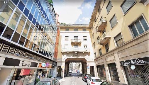 Foto Box in Via Giusseppe Pomba 25, Torino Via Roma di 14 m² con 1 locali