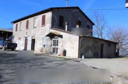 Foto Case indipendenti in Strada Bivio Teodorano, Meldola di 207 m²