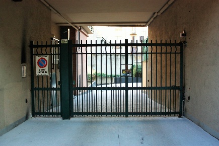 Foto Posti auto in Via Luigi Pagliani 19, Torino Lingotto di 11 m²