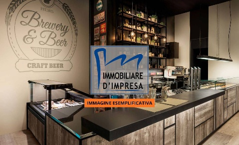 Foto Negozio in Piazzare Boito, Parma Centro Storico di 160 m² in vendita