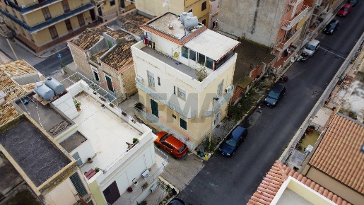 Foto Casa indipendente in Via Solferino, Pozzallo di 138 m² con 7 locali