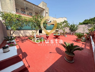 Foto Case semi ndipendenti in via damiano chiesa, Mesagne di 189 m²