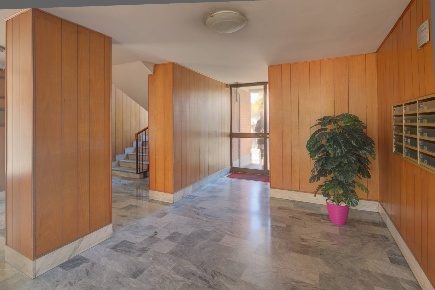 Foto Appartamento in Via Rubino, Torino Centro Europa di 90 m² con 5 locali