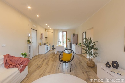 Foto Appartamento in Via Felice Feliciano, Verona Quinzano di 95 m²