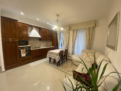 Foto Appartamento in via A. De Gasperi, Cinisello Balsamo Balsamo di 85 m²