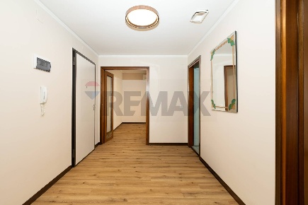 Foto Appartamento in Via Casimiro Donadoni, Trieste Settefontane di 65 m²