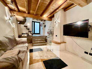 Foto Casa indipendente in via Toracco, Toirano Centro di 99 m² con 3 locali