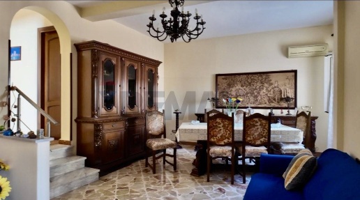 Foto Appartamento in CHIASSO MESSINA, Monreale Centro di 100 m² in vendita