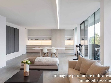 Foto Appartamento in Piazza Vittorio Veneto, Verona Borgo Trento di 101 m²