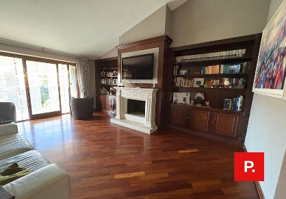 Foto Appartamento in via Petrarca, Caserta Tredici di 140 m² con 5 locali