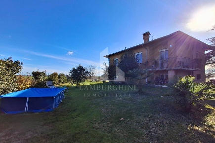Foto Villa unifamiliare in Via Copparo, Ferrara Pontegradella di 185 m²