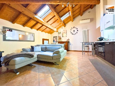 Foto Appartamento in Strada di Bertesinella, Vicenza di 83 m² con 3 locali