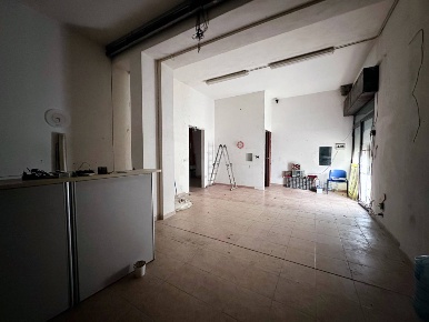 Foto Box in Via Italia, Siracusa Santa Panagia - Teracati di 40 m²