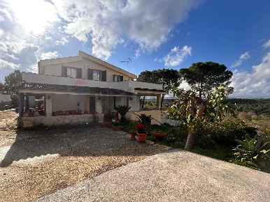 Foto Villa unifamiliare in CONTRADA FERRANTE POLICARETTO SN, Augusta