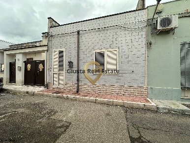 Foto Casa indipendente in Via Giuseppe di Vittorio, San Pietro Vernotico