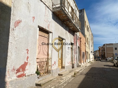 Foto Casa indipendente in Via Francesco Petrarca, San Pietro Vernotico