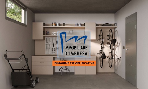 Foto Box in Strada Antonio Zarotto, Parma San Lazzaro di 15 m² con 1 locali