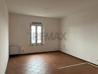 Foto Ufficio in Via Flaminia, Falconara Marittima Centro di 70 m²