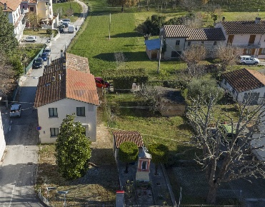 Foto Case semi ndipendenti in Via B. Gigli, Serra de' Conti Osteria