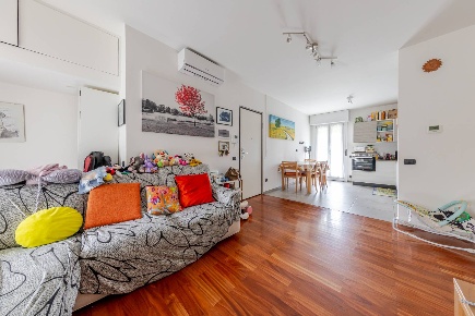 Foto Appartamento in Via Paolo Mezzanotte, Milano Vigentino - Fatima