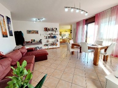 Foto Appartamento a Bassano del Grappa Centro con 3 locali in vendita