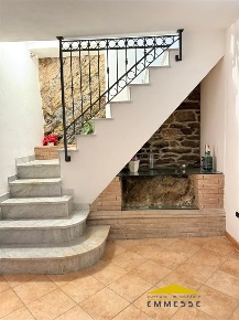 Foto Casa indipendente a Montignoso Zona Collinare Cerreto, Sant'Eustachio