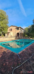 Foto Villa unifamiliare a Monteriggioni di 201 m² con 6 locali in vendita