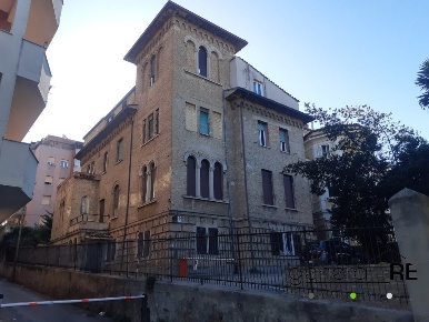 Foto Appartamento a Pescara Stazione Centrale - Corso Vittorio di 89 m²