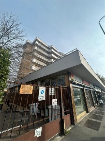 Foto Box in Via Mecenate, Milano Viale Ungheria - Mecenate di 23 m²