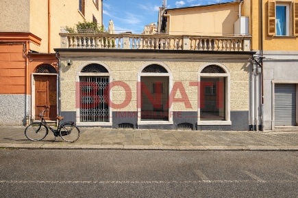 Foto Locale commerciale in Via del Prione 284, La Spezia Centro Storico