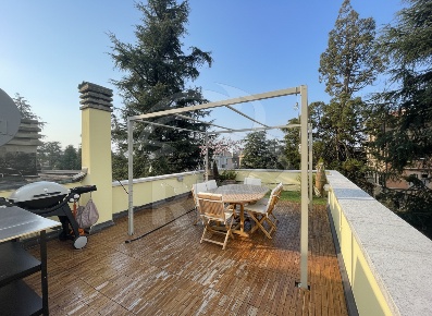 Foto Appartamento in via Delle Rose 32, Bologna Colli Castiglione di 237 m²