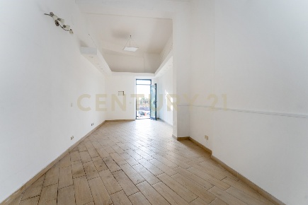 Foto Locale commerciale in Via Nizzeti 3, Tremestieri Etneo Cannizzaro