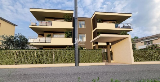 Foto Appartamento in Via Giovanni Battista Bossini, Brescia di 110 m²