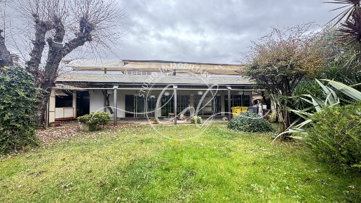 Foto Appartamento a Camaiore Capezzano Pianore di 250 m² in vendita