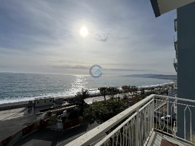 Foto Appartamento in Via Lungomare Stefano Pugliese 171, Catanzaro
