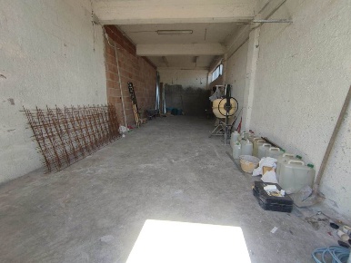 Foto Magazzino a Belpasso di 55 m² con 1 locali in vendita