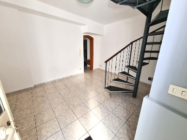 Foto Villa singola in Via De Caro 26, Catania Picanello di 42 m² in affitto