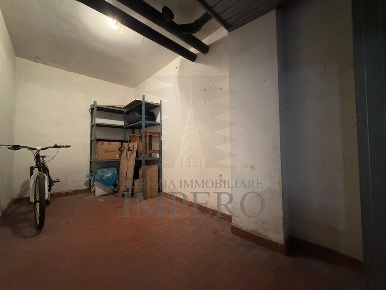 Foto Posti auto in Passeggiata Trento e Trieste 43, Ventimiglia di 10 m²