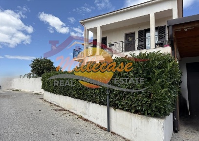 Foto Appartamento in viale garrone, Melilli di 90 m² con 3 locali