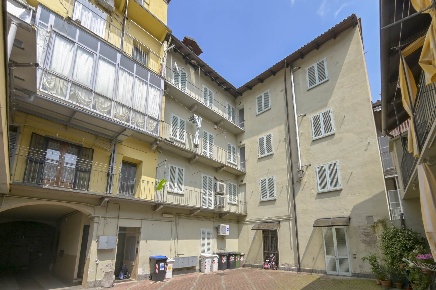 Foto Appartamento in VIA FRATELLI PIOL  48, Rivoli Centro Storico di 126 m²