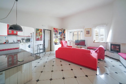 Foto Casa indipendente in Via Roma  32, Palo del Colle Centro di 215 m²